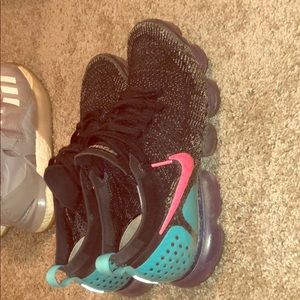 Nike air vapormaxs
